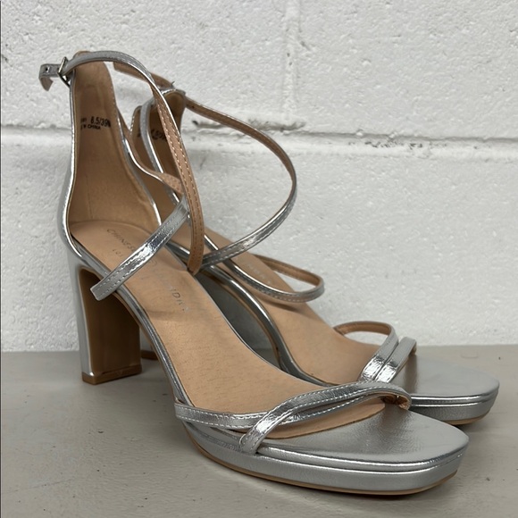 Chinese Laundry Shoes - New Chinese laundry sz8.5 silver heels strappy
Open toe Taryn dress shoe prom